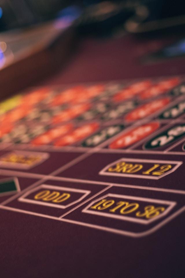 how to host a casino night fundraiser